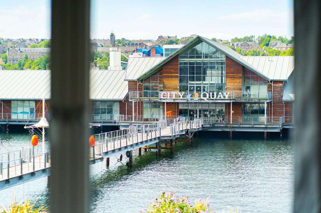 Quayside Apartment Dundee Bagian luar foto